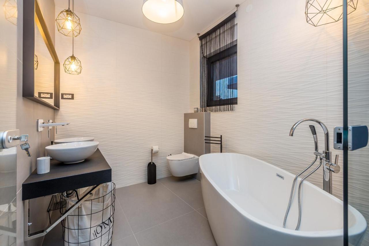 Luxury Apartment Noa Njivice Exteriör bild