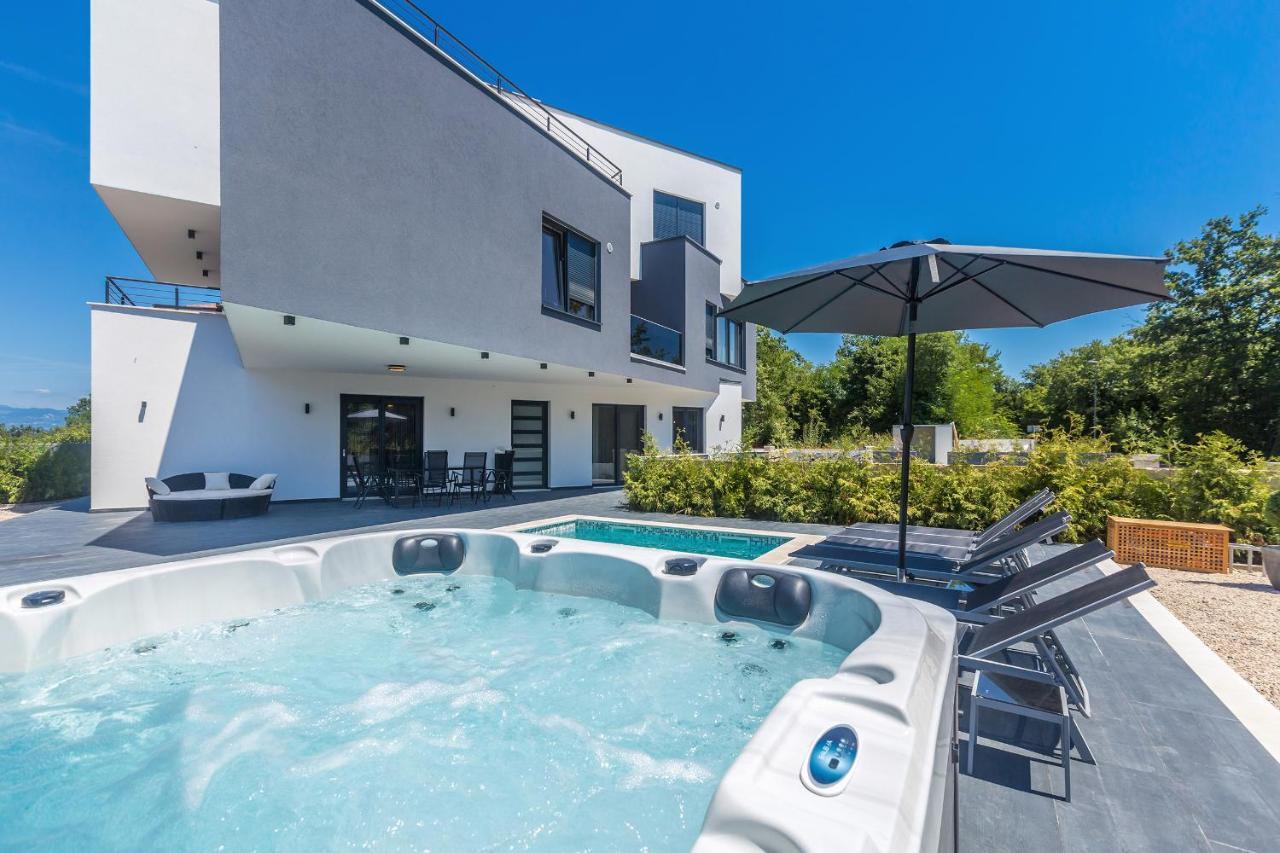 Luxury Apartment Noa Njivice Exteriör bild