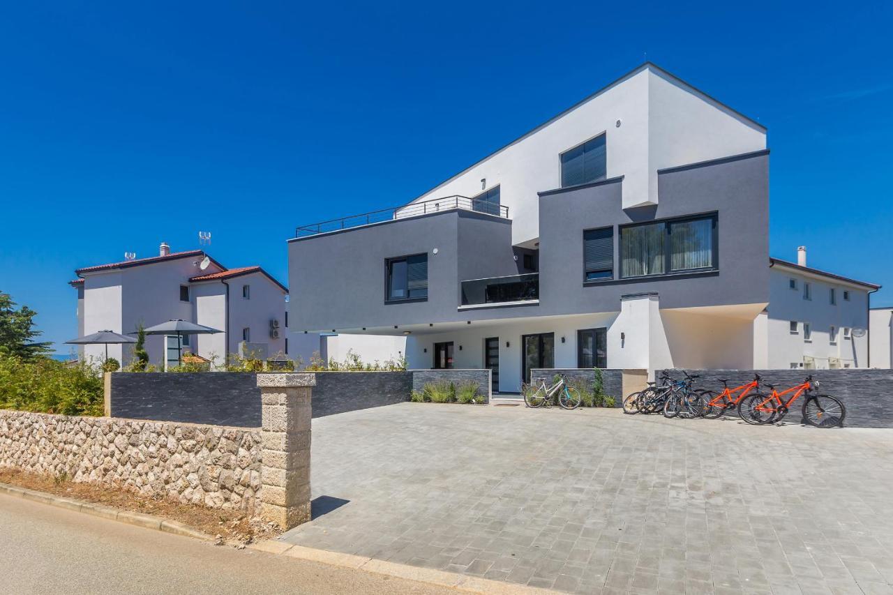 Luxury Apartment Noa Njivice Exteriör bild